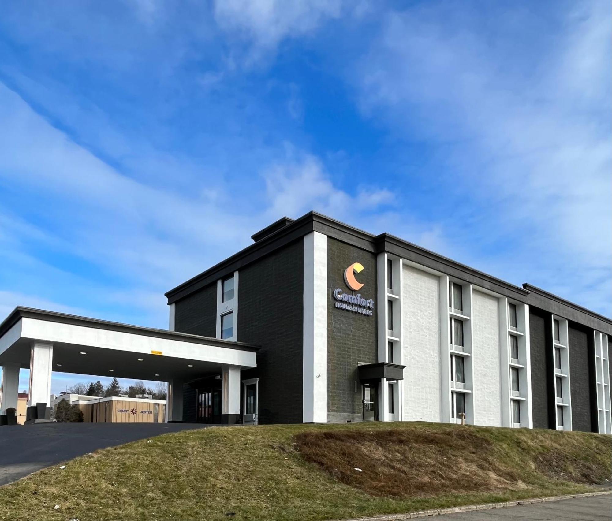 Baymont By Wyndham Johnson City/Binghamton Exterior foto